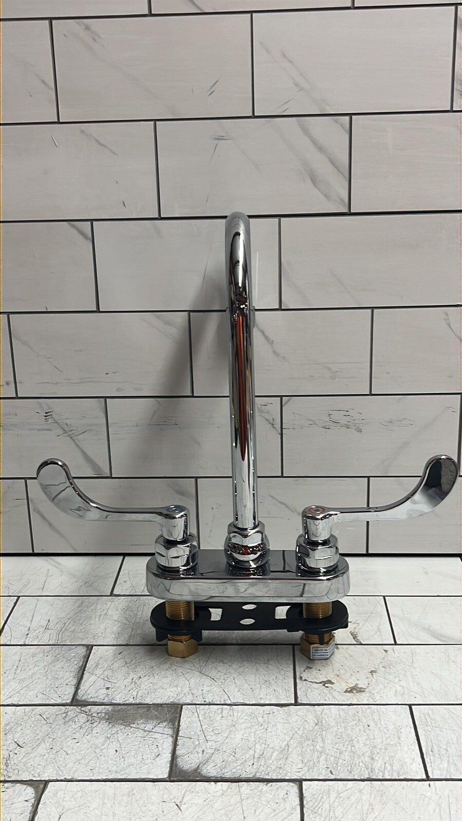 American Standard Monterrey Centerset Bathroom Faucet open box