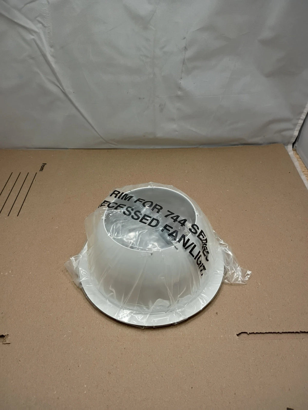 Broan Nutone 744RNL 50-80 CFM Ceiling Bathroom Exhaust Fan with Light.