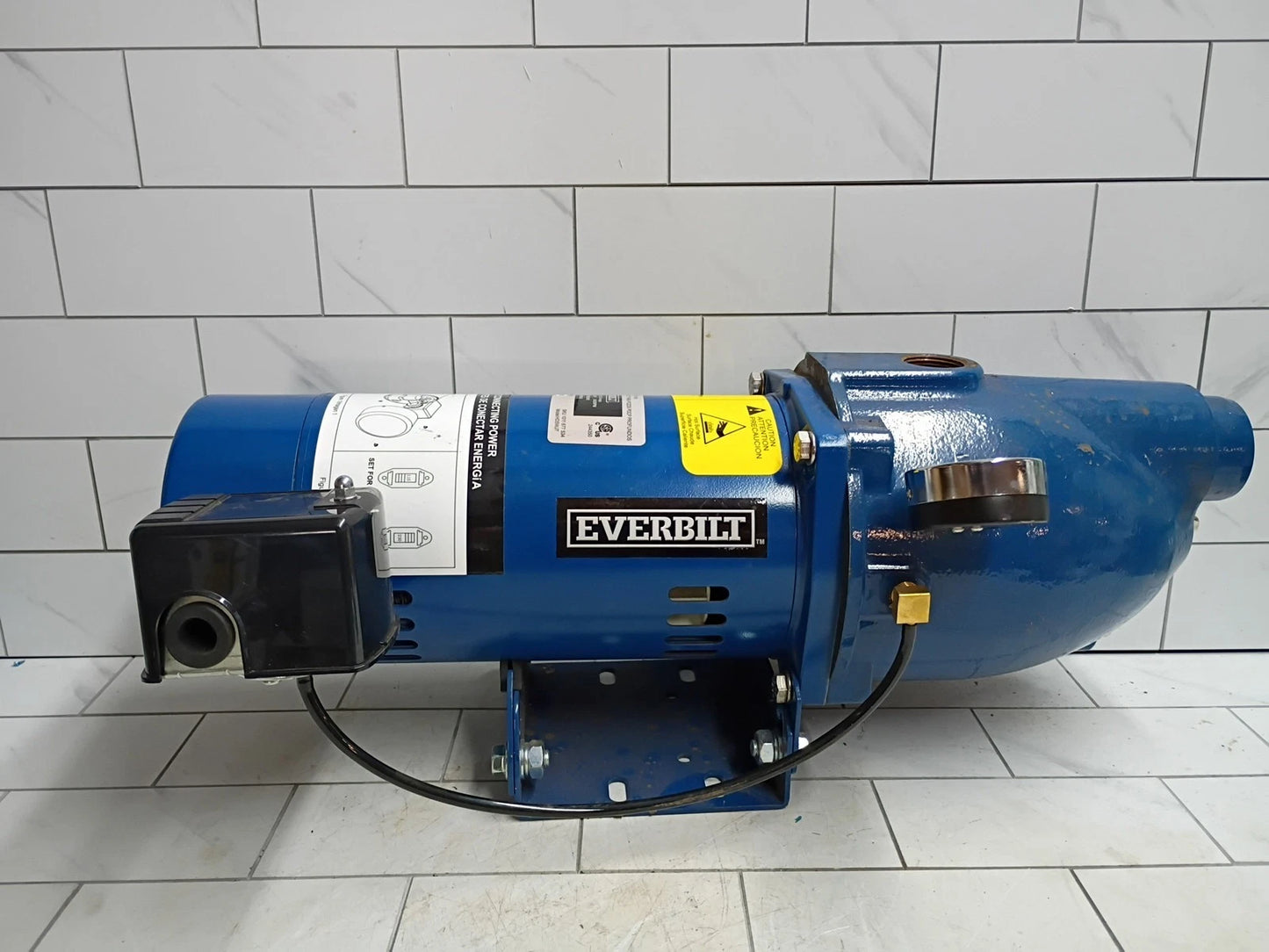 Everbilt 3/4 HP Cast Iron Shallow Well Jet Pump HDSWJ7 as is For Parts