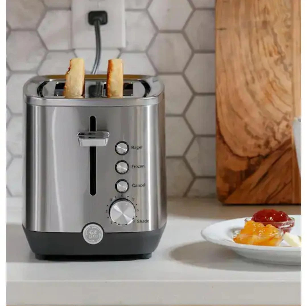 GE 4-Slice Toaster, Stainless Steel Toaster with Wide Slots New No Original Box