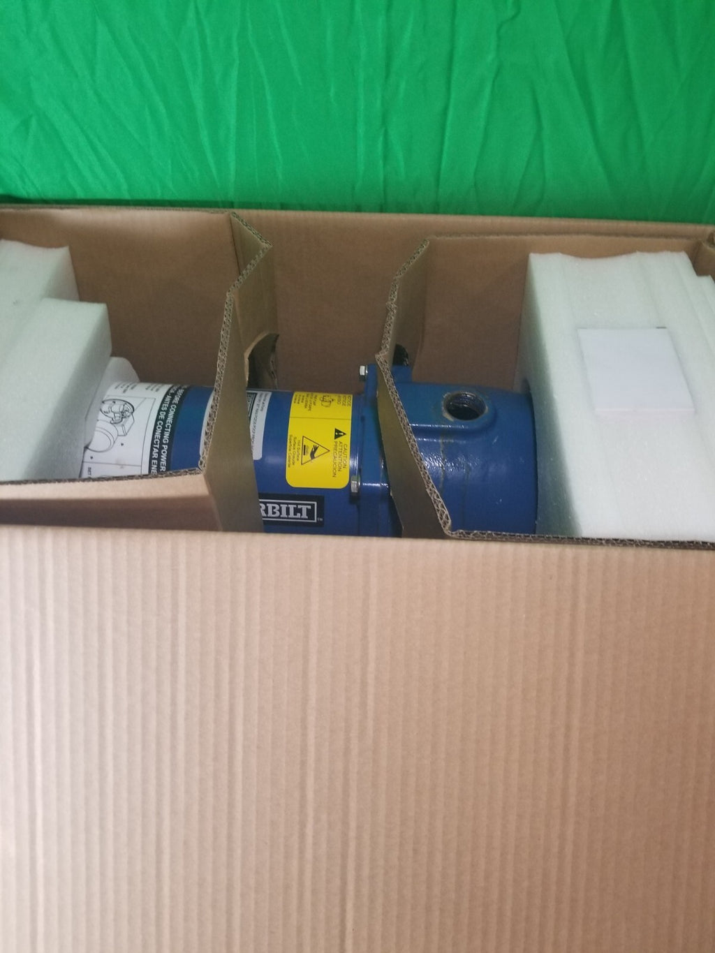 Everbilt 3/4 HP Cast Iron Shallow Well Jet Pump HDSWJ7 as is, *For Parts*