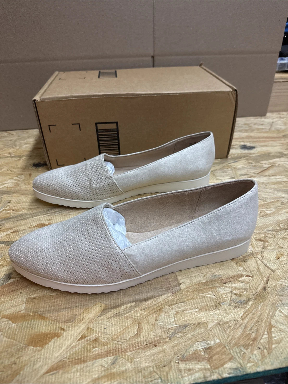 Womens Size 9.5 W Life Stride Bloom 2 Flats, Slip On Shoes NEW