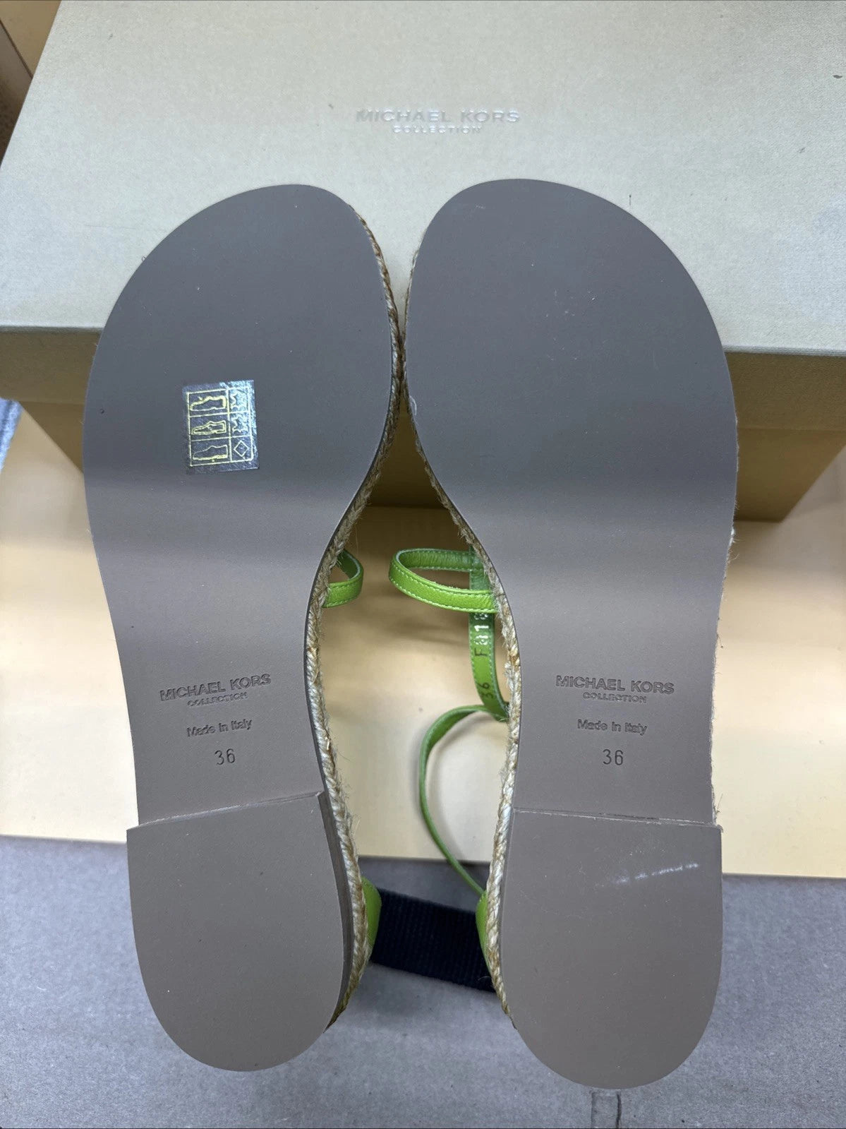 Michael Kors Size 6 Collection ANNABETH RUNWAY Lime leather sandals