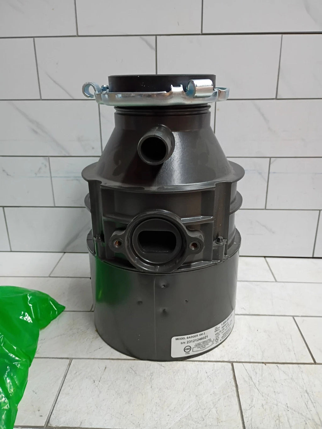 InSinkErator Badger 100, 1/3 HP Continuous Feed Kitchen Garbage Disposal, OB