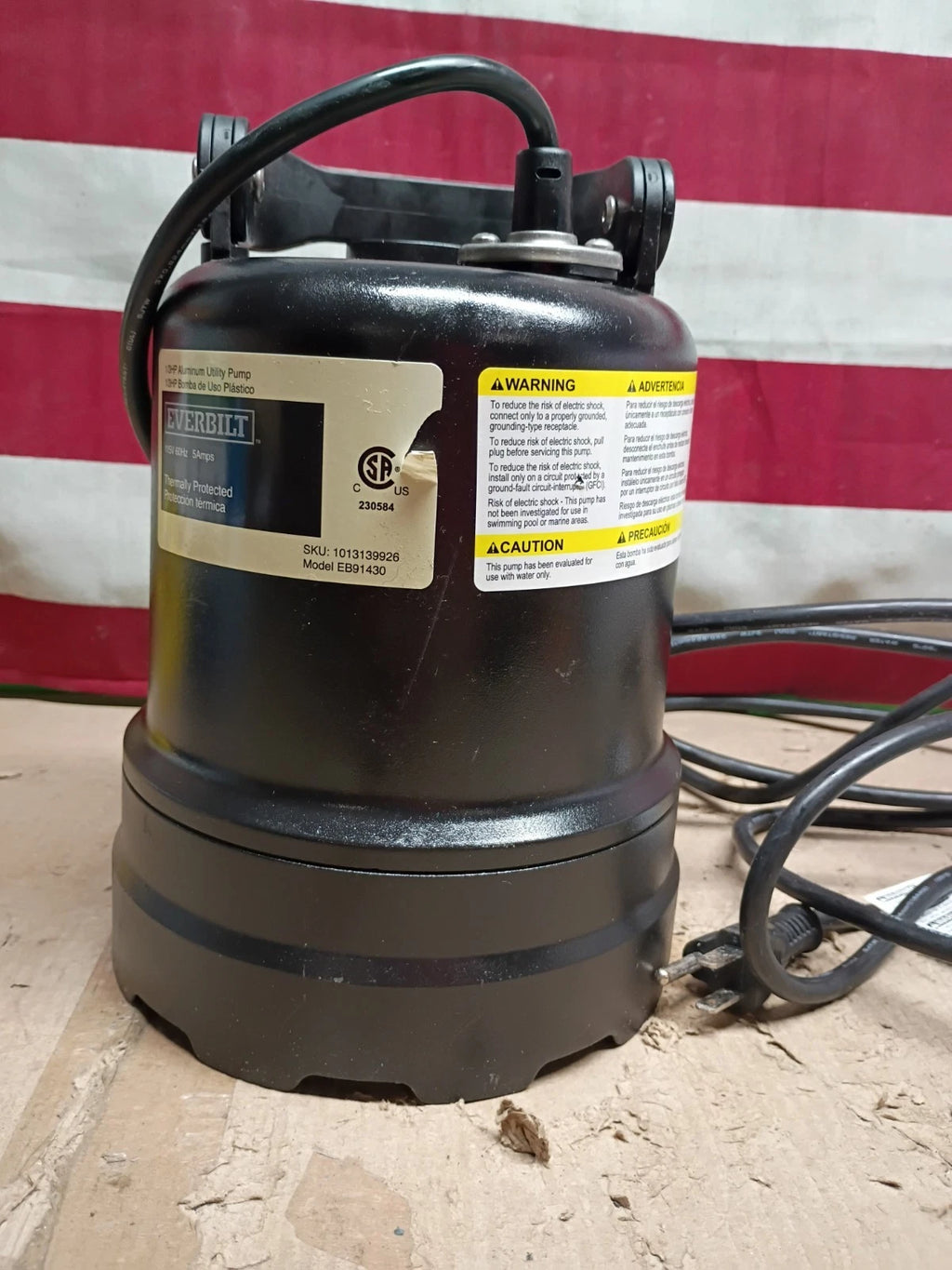 Everbilt 1/3 HP Submersible Aluminum Utility Pump Used Read