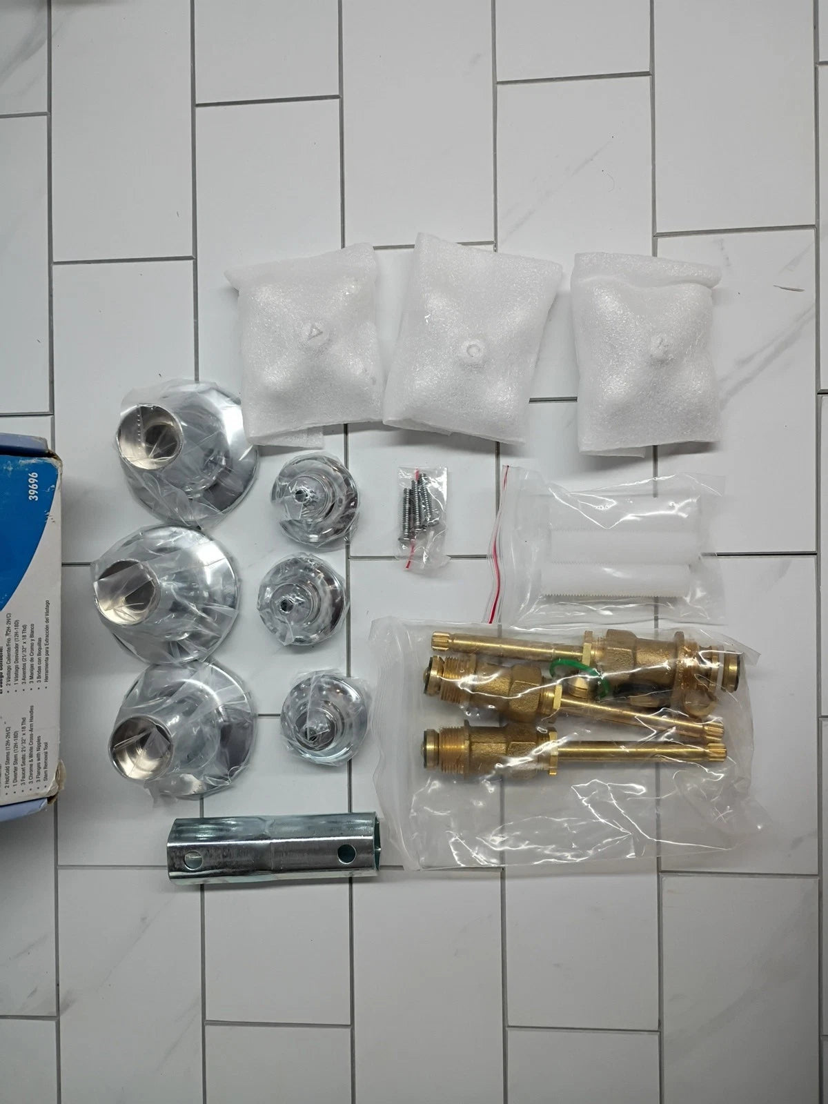 Danco 39696 Porcelain Cross-Handle Bathtub & Shower Rebuild Kit for Pfister