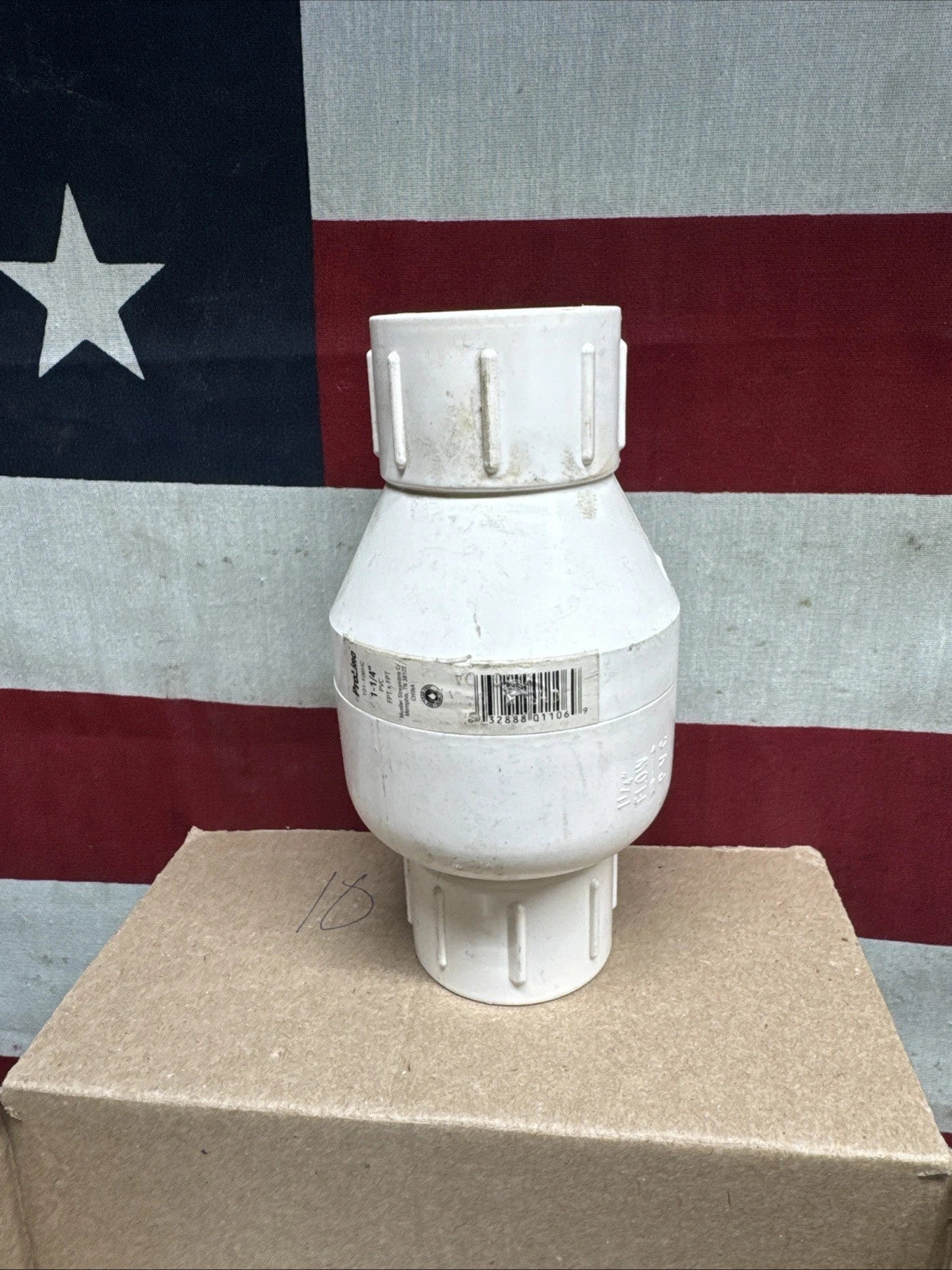 Lot Of 10 Check Valve PVC 1-1/4" 123122