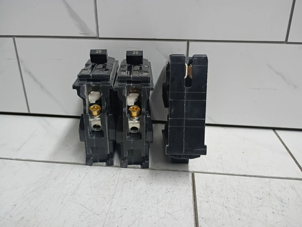 (3 Pack) SIEMENS Q120 CIRCUIT BREAKER, 120/240-VOLT, 1-POLE, 20-AMP OPEN BOX