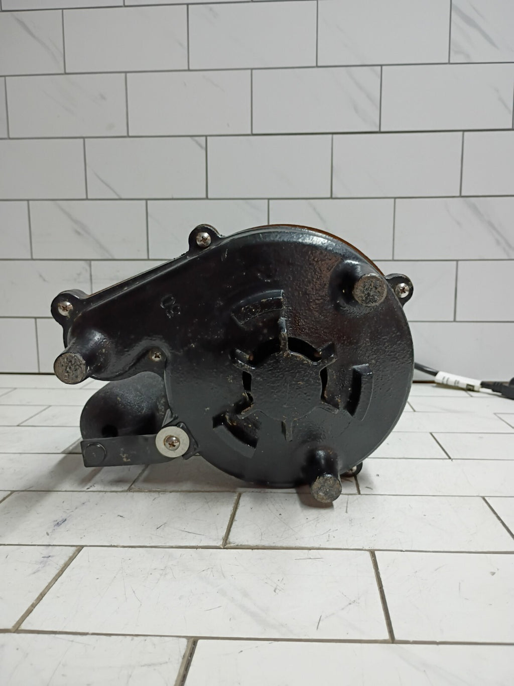 Everbilt HDS50 1/2 HP Cast Iron Submersible Sump Pump Used