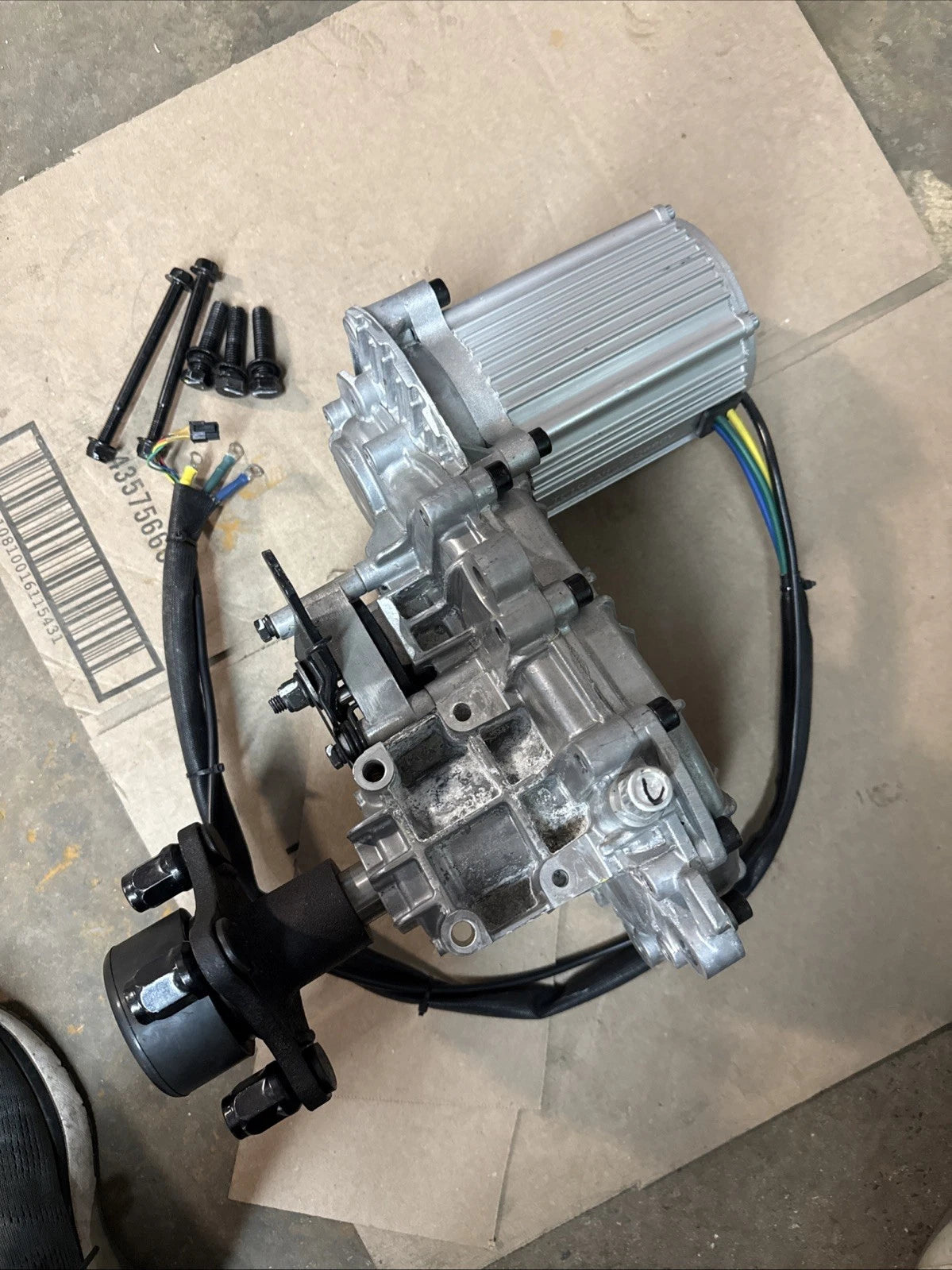 Right Drive Motor & Transaxle Assembly for Ryobi 42" Z42Li 80v Zero Turn Mower