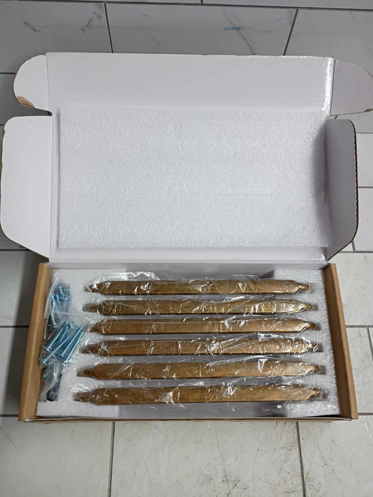6pk Art and Design Decorative Hardware 1827-GUTON-128 5" P-bar Open Box Read