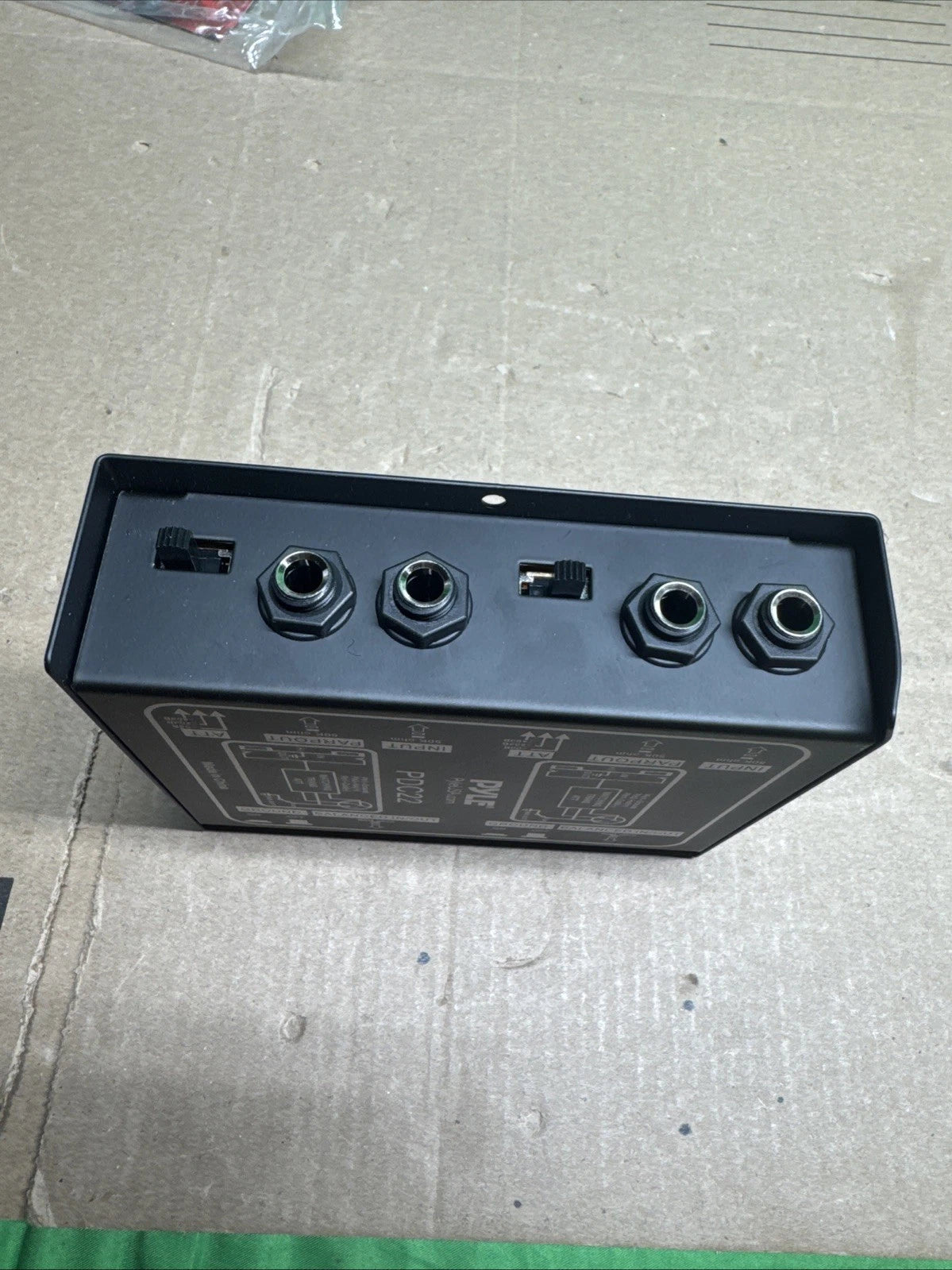 Pyle-Pro Easy to Use 1/4'' Instrument To Balanced Unbalanced (1/4''/XLR) Direct