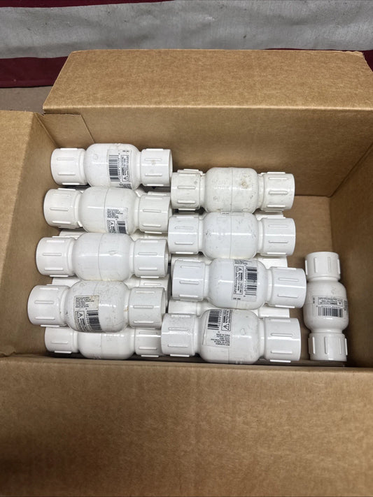 Everbilt 3/4" Slip PVC VALVE (LOT OF 25) (Z)