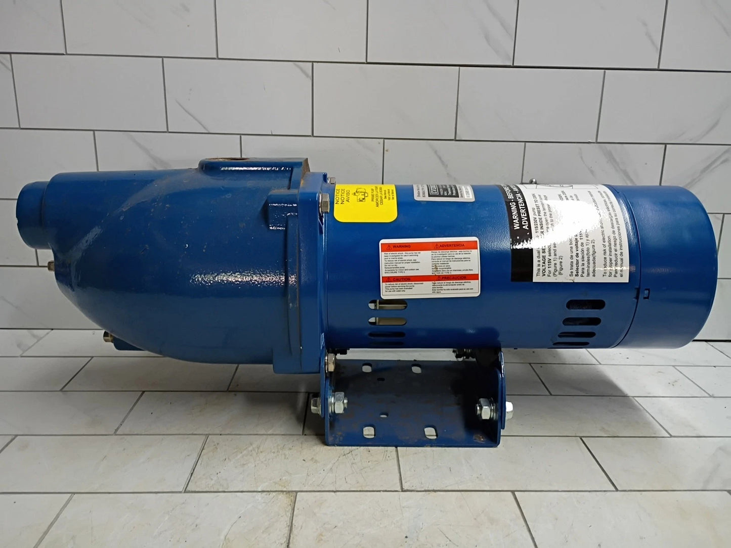 Everbilt 3/4 HP Cast Iron Shallow Well Jet Pump HDSWJ7 as is For Parts