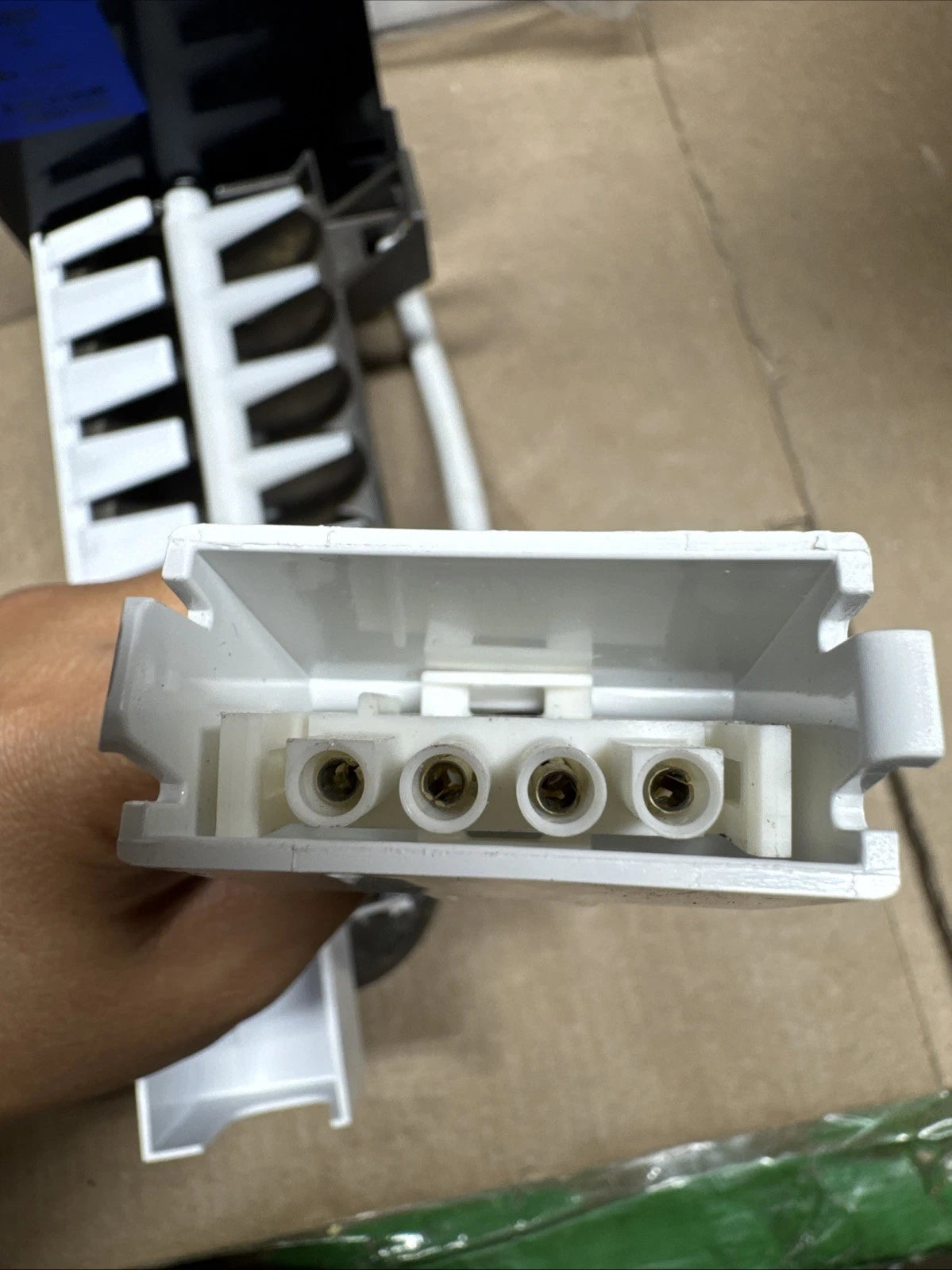 Genuine OEM Frigidaire IM116000 Refrigerator Ice Maker Kit