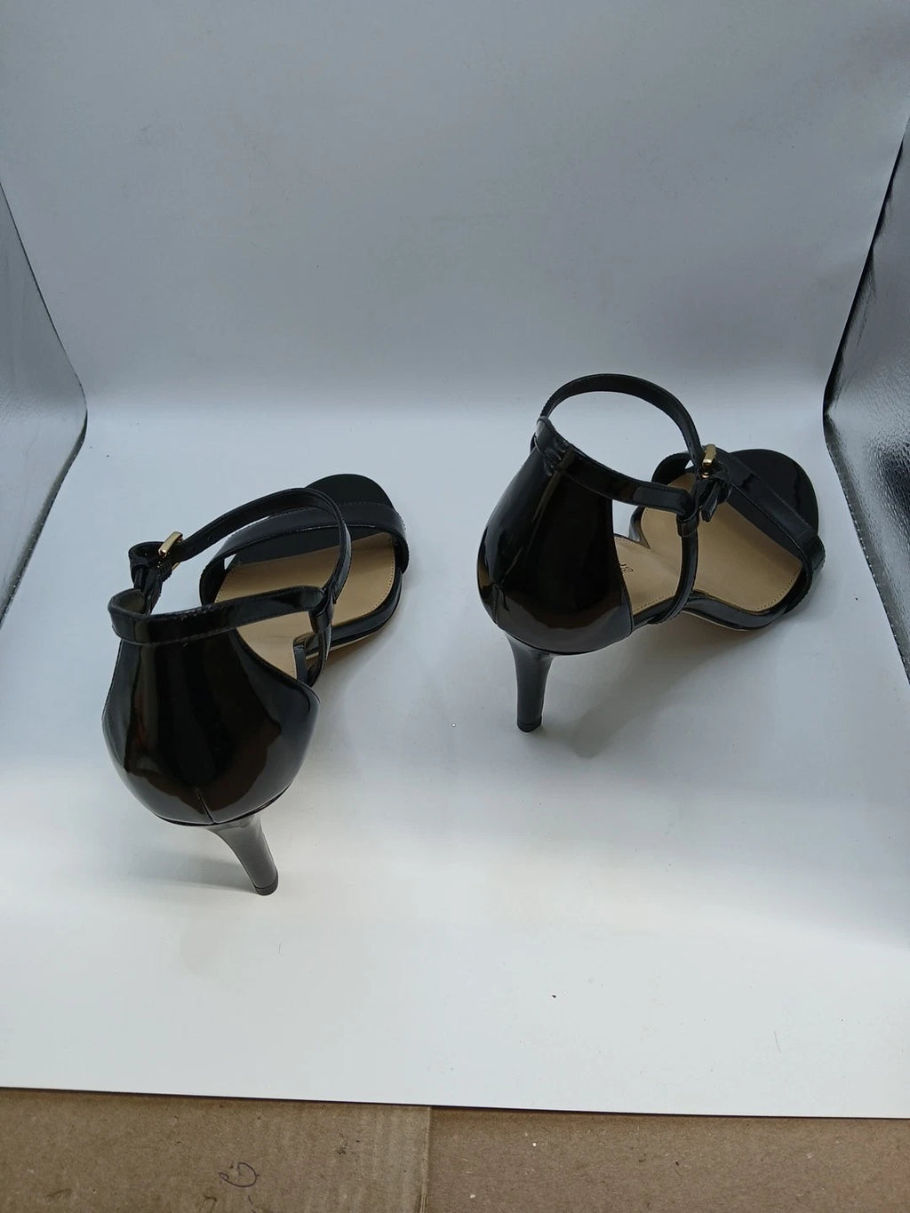 Michael Kors Simone Leather Mid Heel in Black Size 8.5