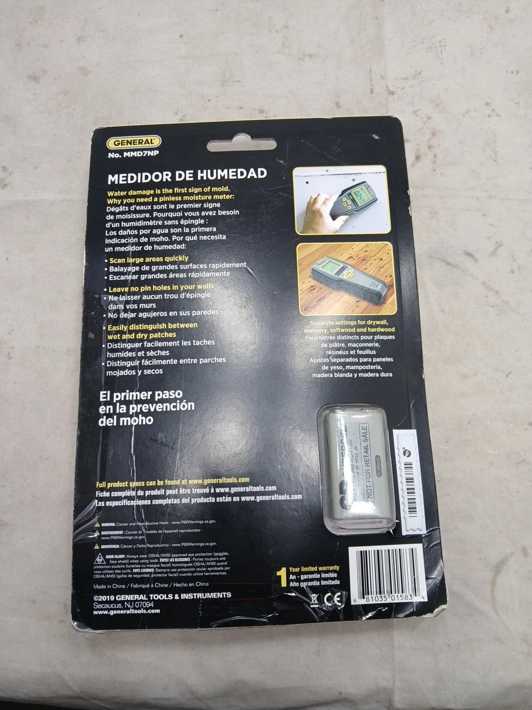 General Tools Digital Moisture Meter MMD7NP - Humidity Sensor- Pinless