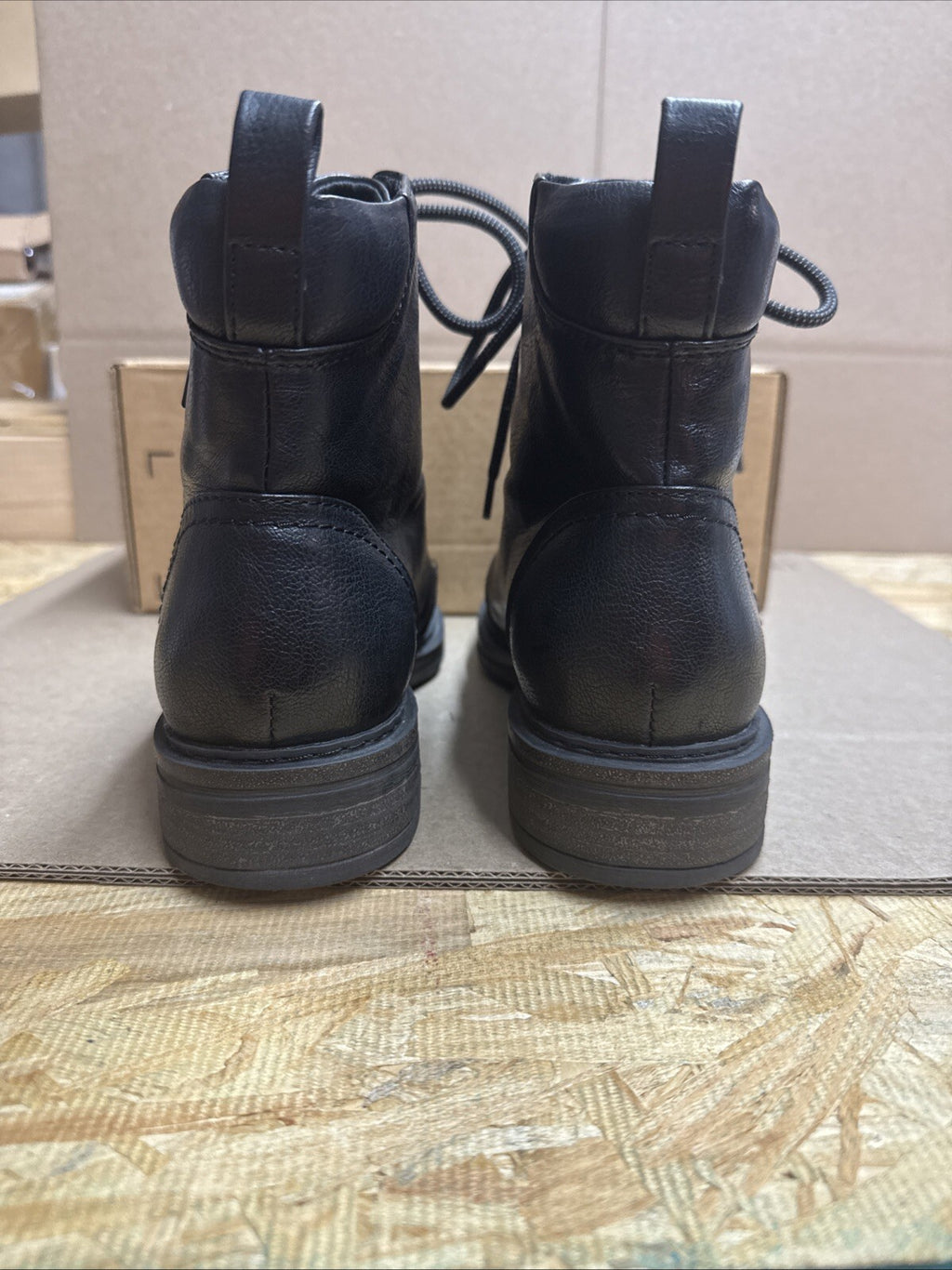 Baretrap Amysue Women’s Size 9M Faux Leather Black Biker Boot Zipper Laces