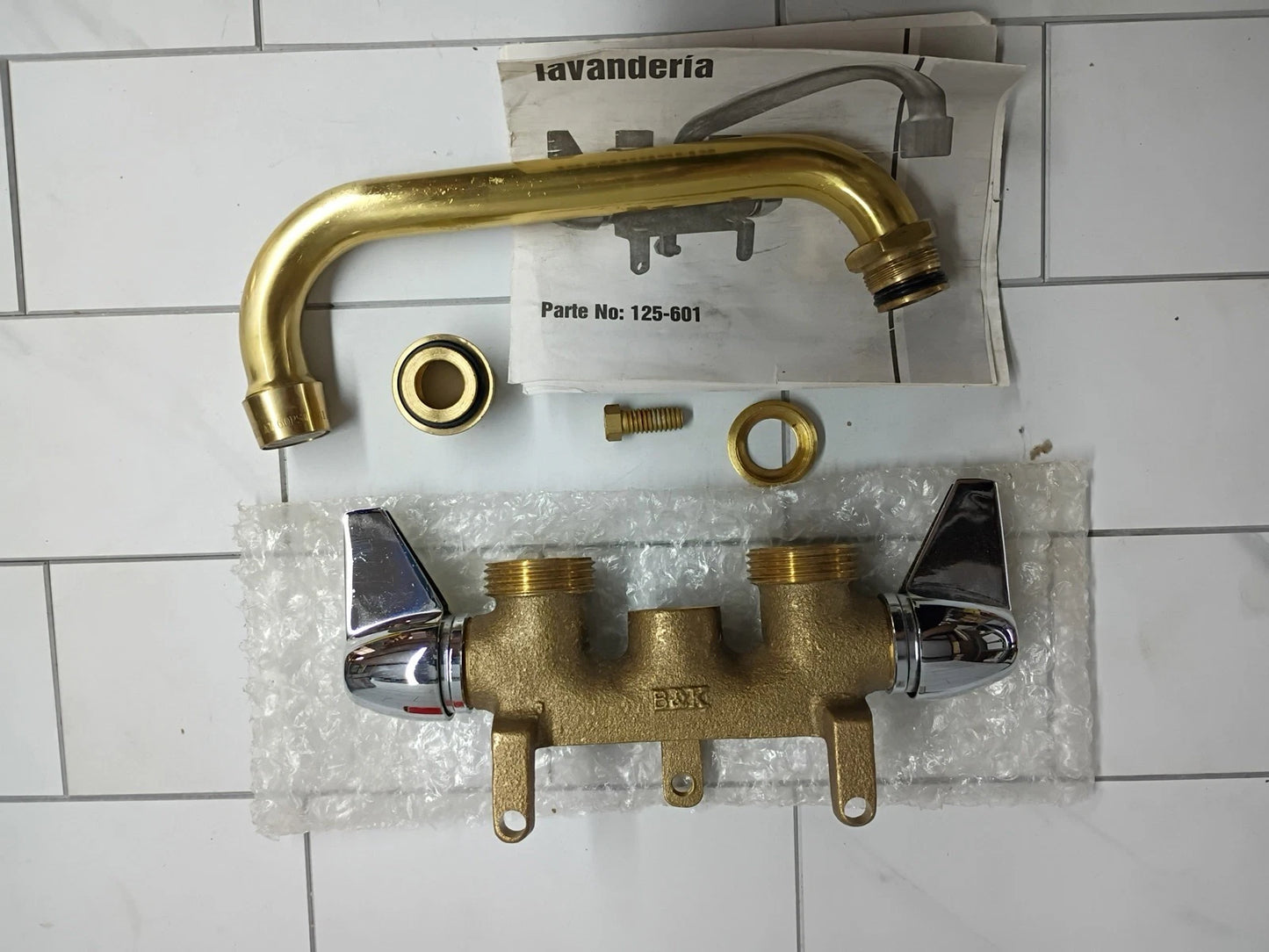 B & K 032888003217 Heavy Duty Laundry faucet New Open Box