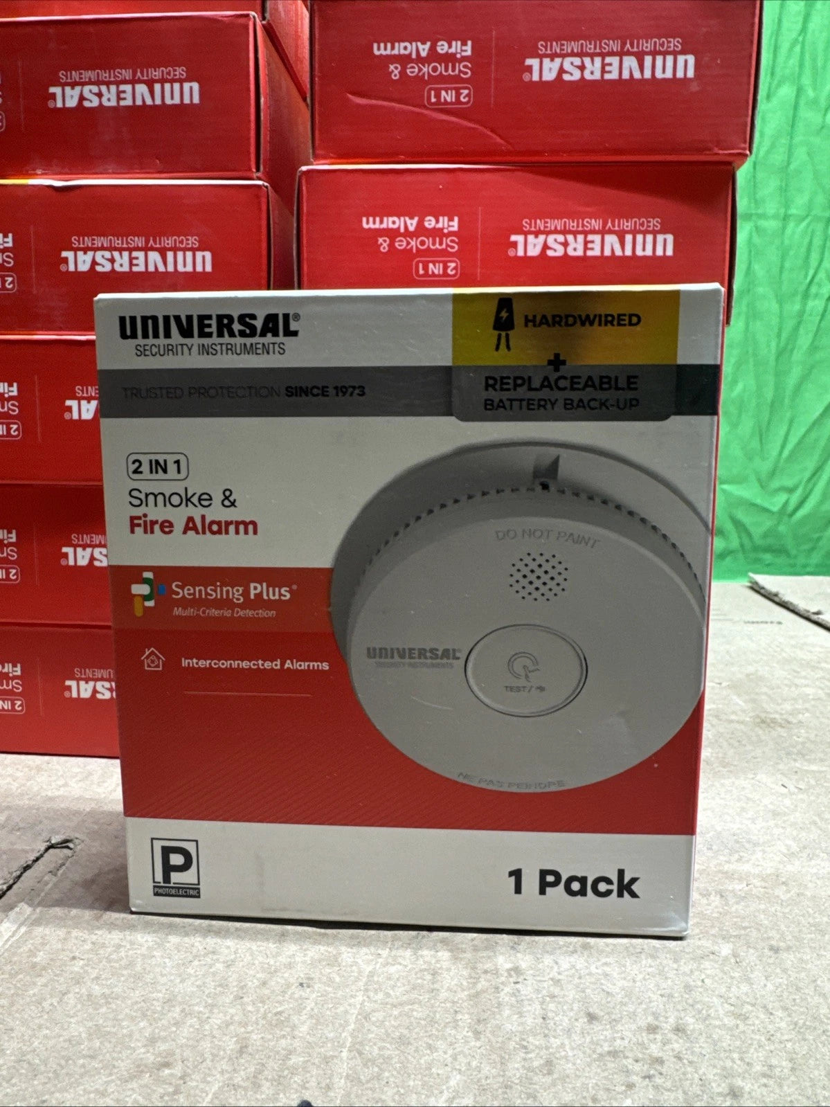 NEW Hardwired and 1-Year Battery Backup Smoke Detector