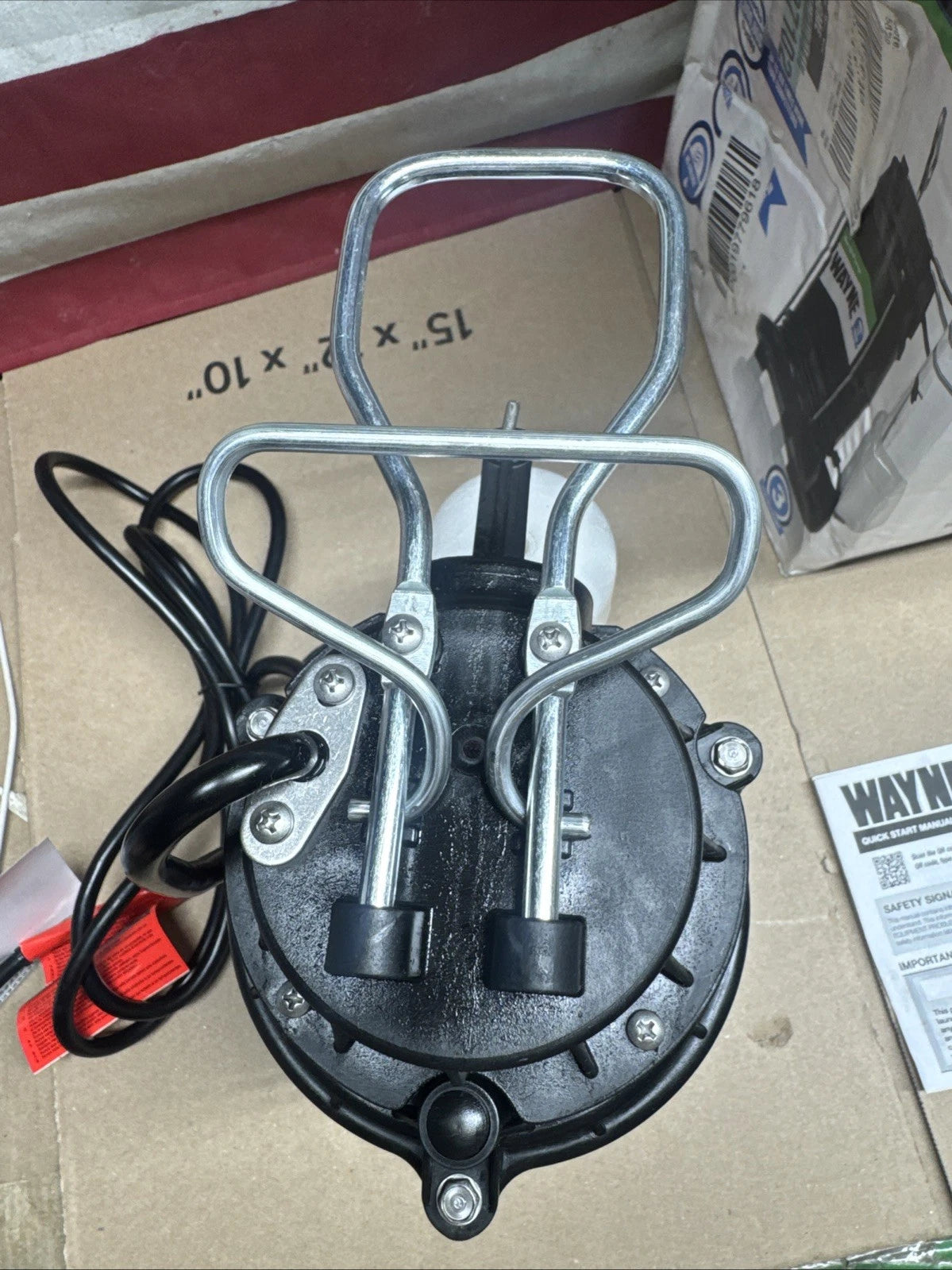 Wayne 1/2 HP CastIron Submersible Sump Pump with Vertical FloatSwitch NEW IN BOX