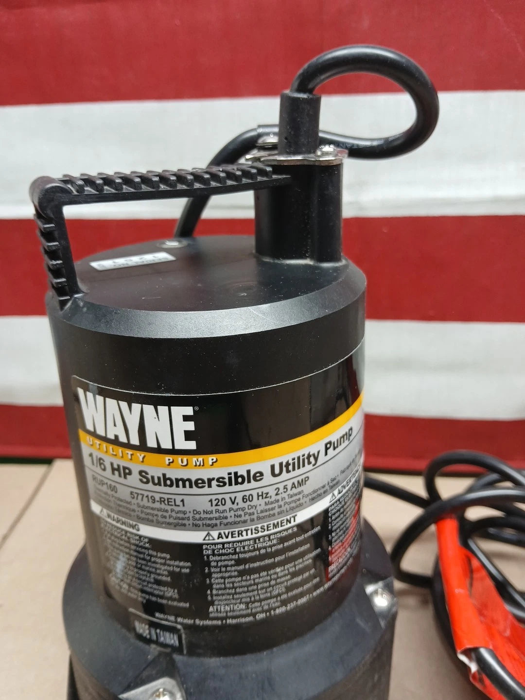Wayne 1/6 HP Submersible Continuous Utility Pump RUP160