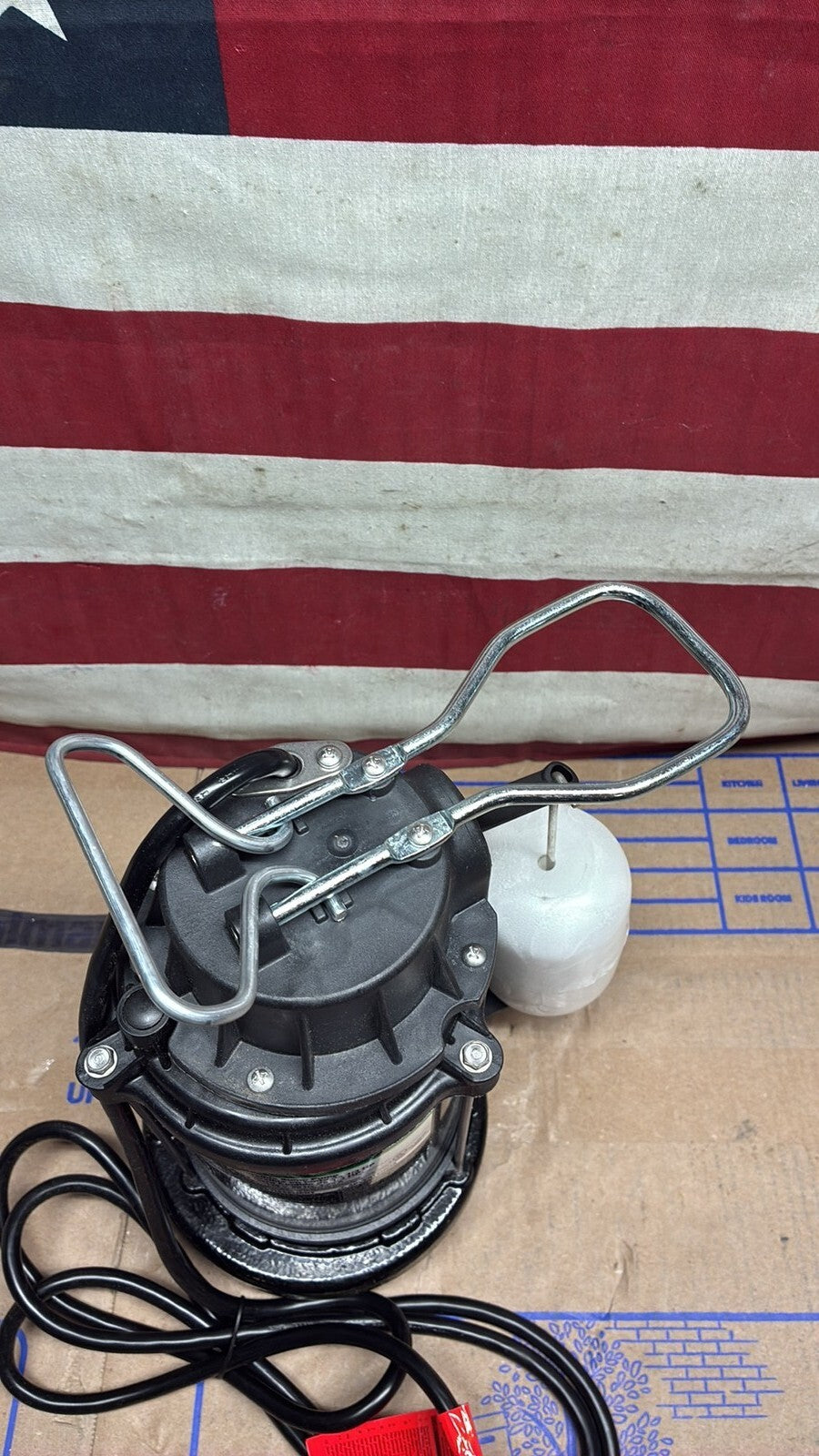 WAYNE CDU790 1/3 HP Submersible Cast Iron and Stainless Steel Sump Pump