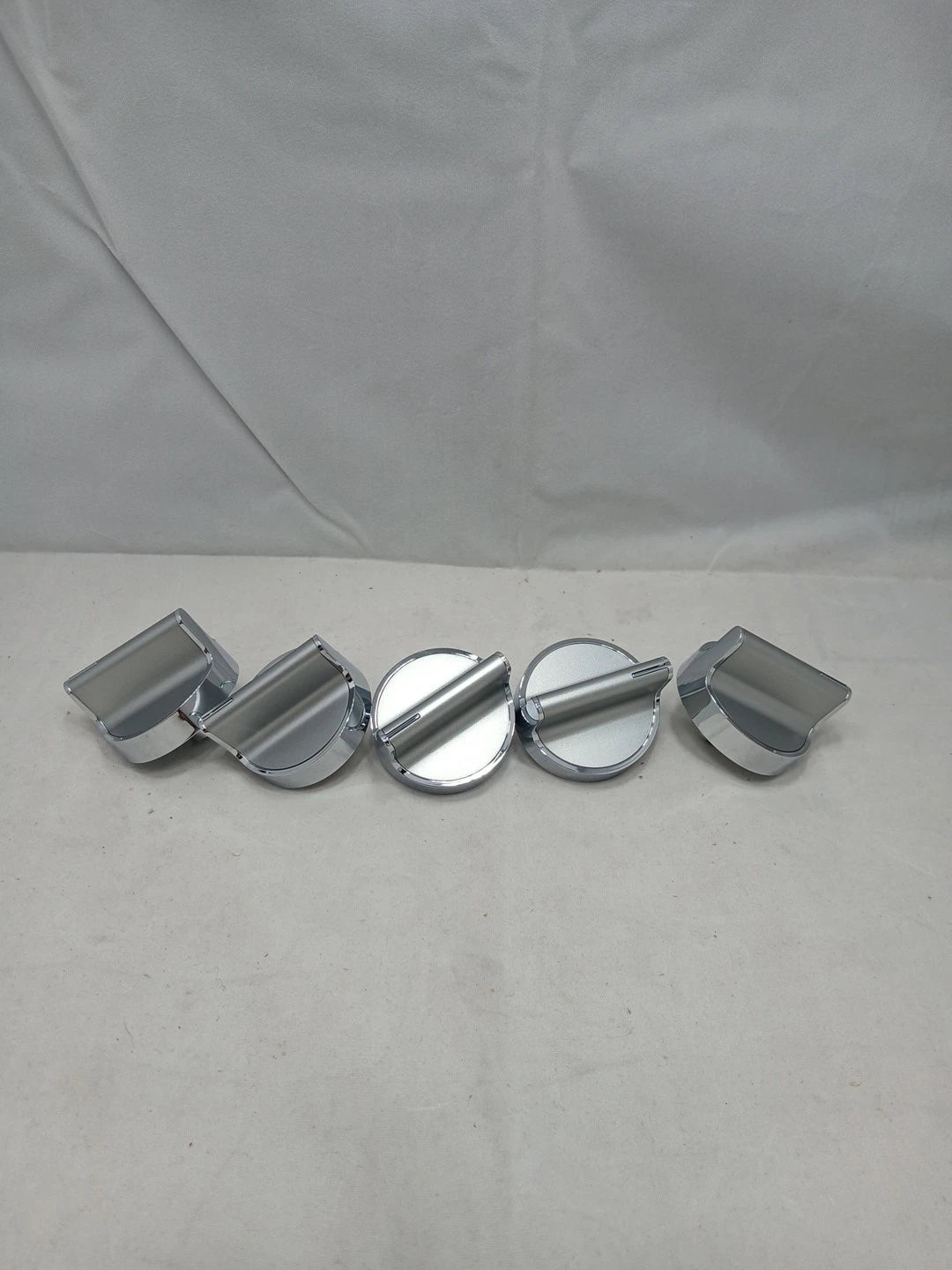 New Genuine OEM Whirlpool Oven Range Burner Knob Set W10698166