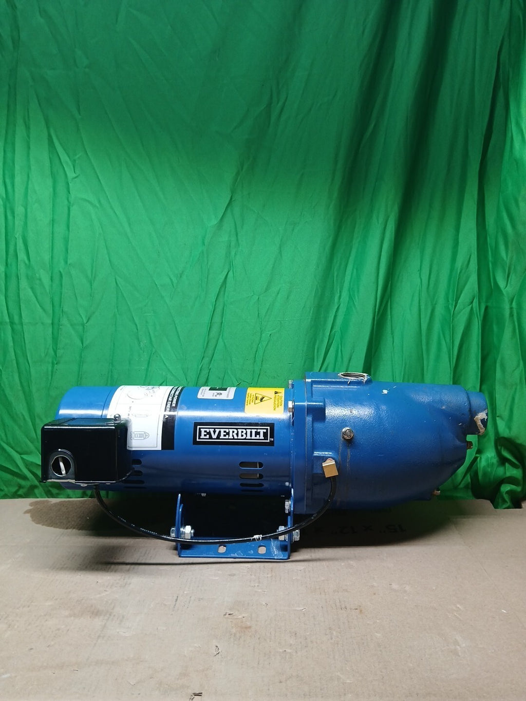 Everbilt 3/4 HP Cast Iron Shallow Well Jet Pump HDSWJ7 as is, Used Or For Parts
