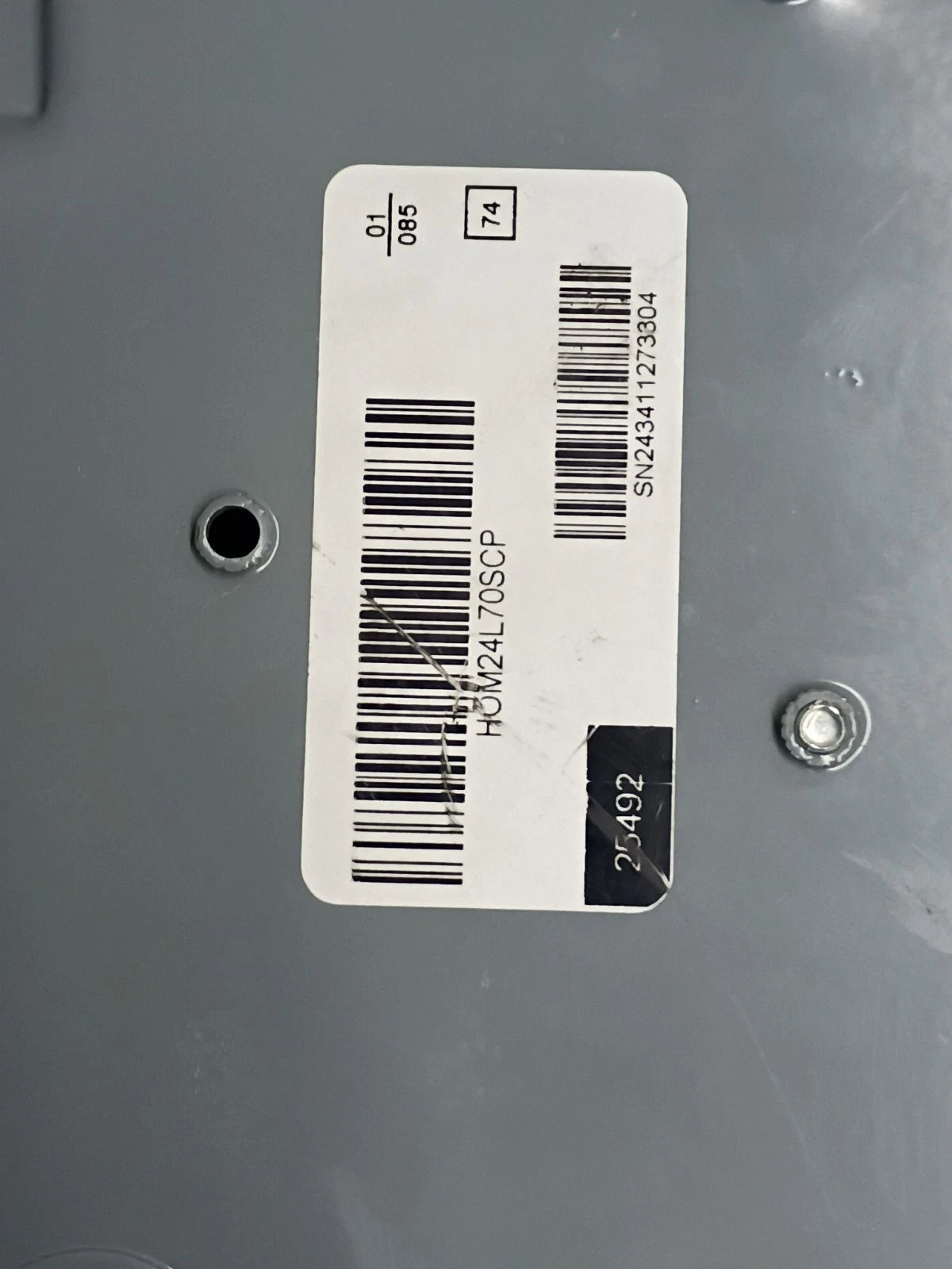 Square D HOM24L70SCP Indoor Main Lug Load Center 70A 2-Spaces 4-Circuits OB READ