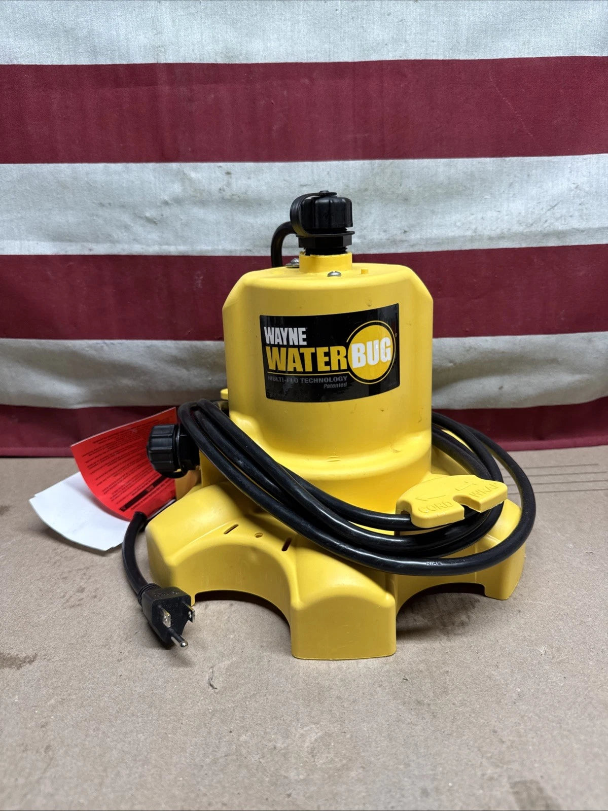 Wayne 1/6 HP WaterBUG Submersible Utility Pump with Multi-Flo Technology USED.,;