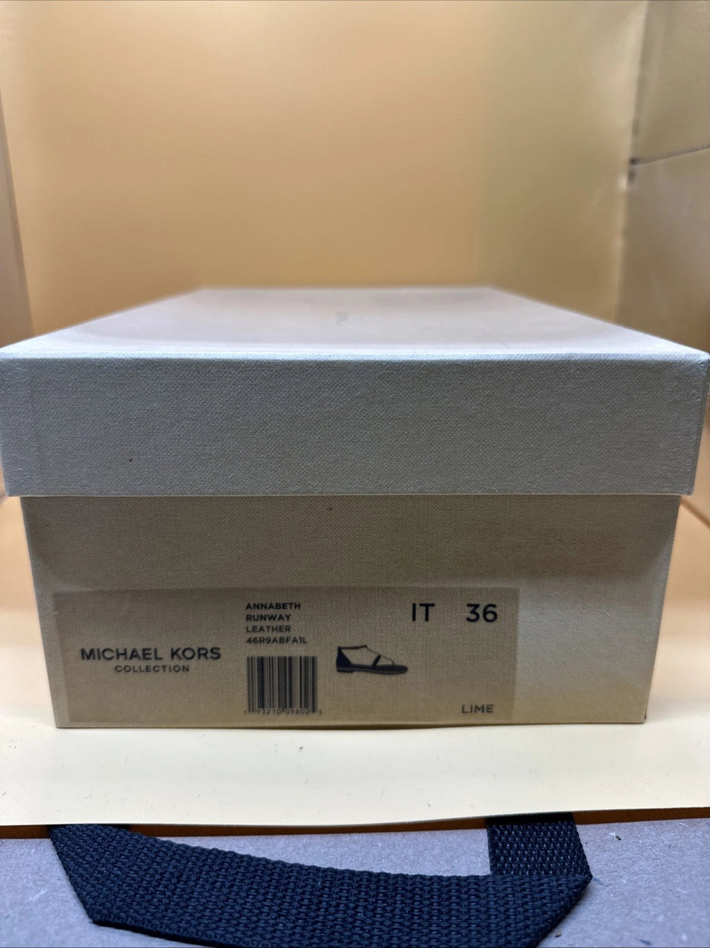 Michael Kors Size 6 Collection ANNABETH RUNWAY Lime leather sandals