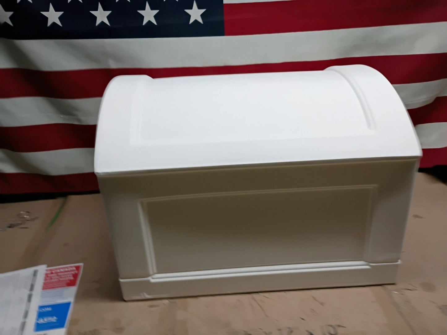 Step2 518199 Classic White XL Town-to-Town Post-Mount Mailbox, Open Box