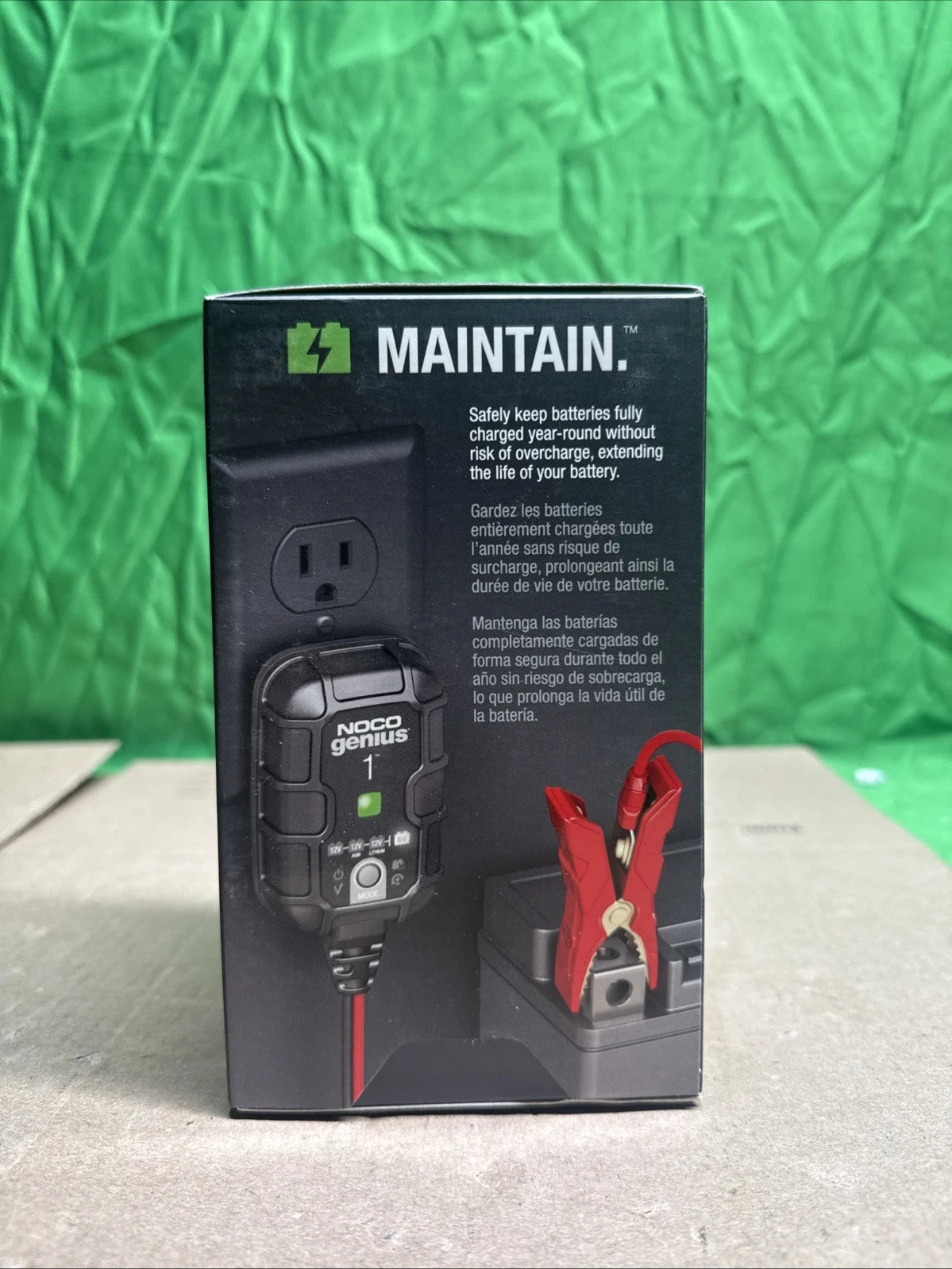 NOCO GENIUS1 6V/12V 1A Smart Battery Charger, Trickle Charger and Maintainer