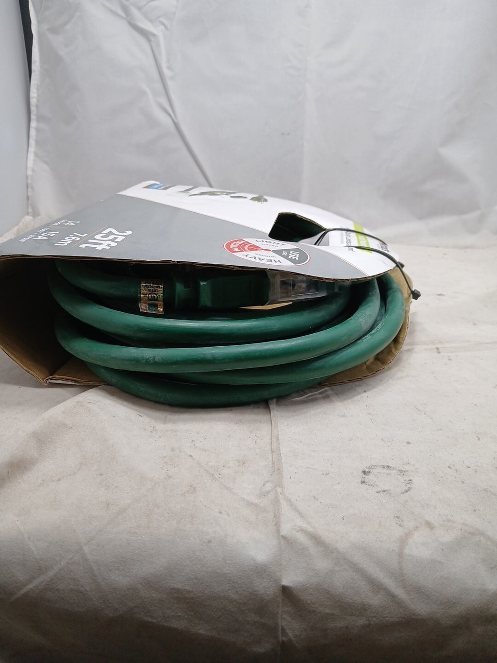 Woods 25 ft 14/3 Multi-Outlet Garden Outdoor Medium Duty Extension Cord Green OB