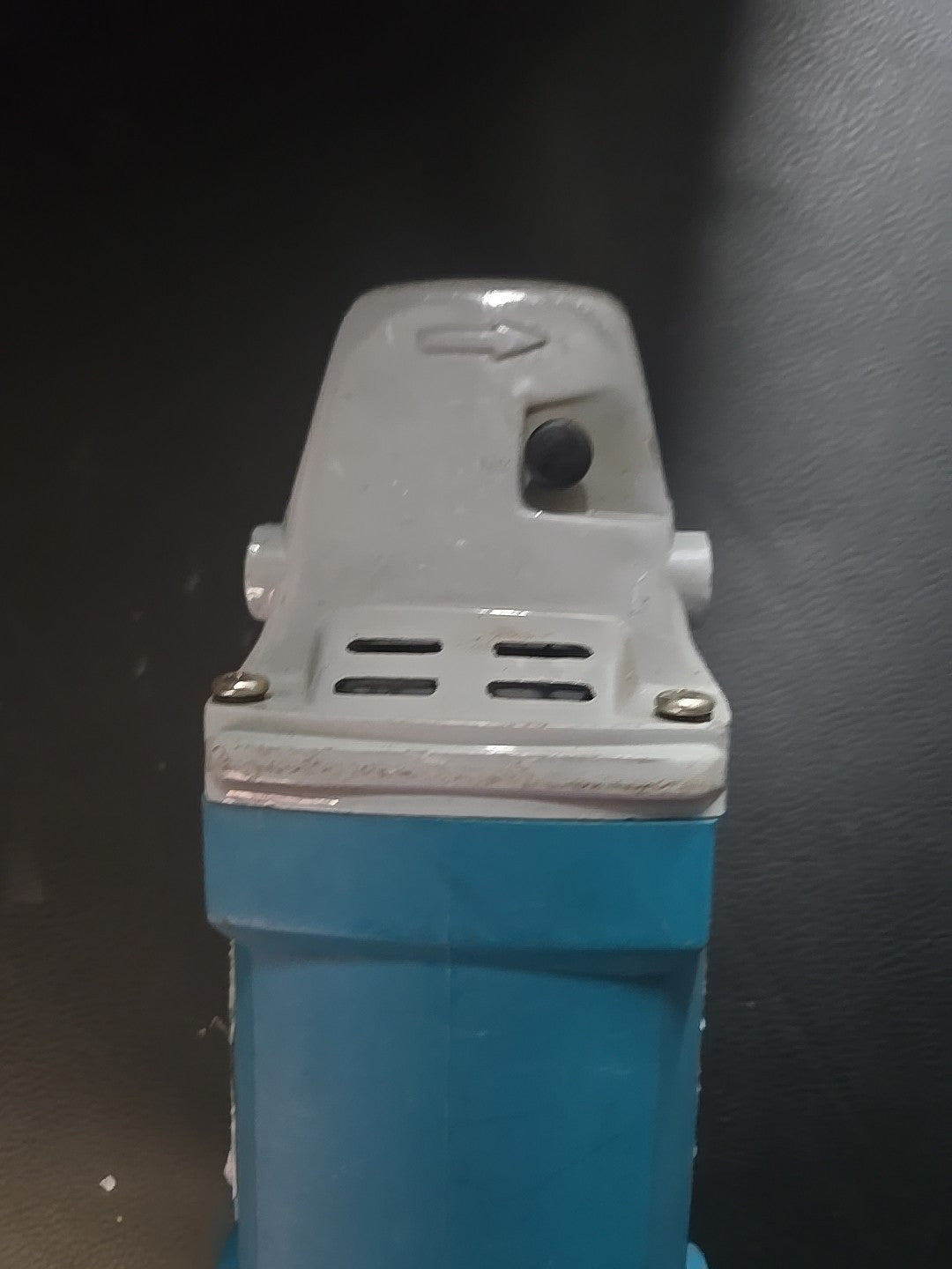 King 7" Polisher Buffer Model 2566-067 10.9 Amp 1200 Watt.